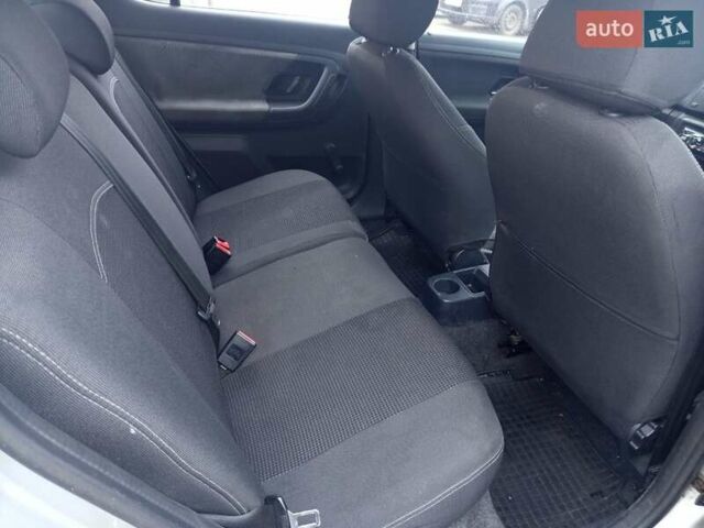 Серый Шкода Фабия, объемом двигателя 1.39 л и пробегом 220 тыс. км за 5100 $, фото 8 на Automoto.ua