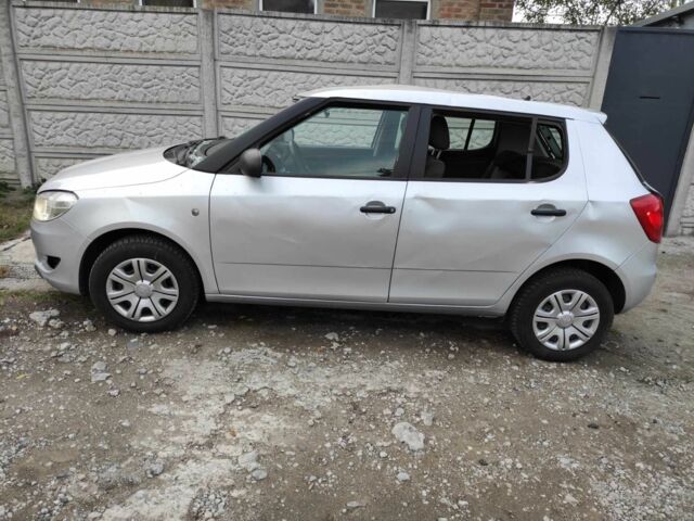 Сірий Шкода Фабія, об'ємом двигуна 1.6 л та пробігом 298 тис. км за 2000 $, фото 4 на Automoto.ua