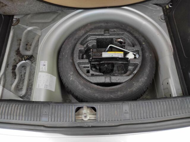 Сірий Шкода Фабія, об'ємом двигуна 1.6 л та пробігом 298 тис. км за 2000 $, фото 5 на Automoto.ua