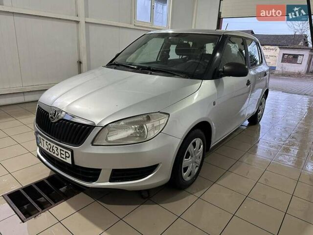 Сірий Шкода Фабія, об'ємом двигуна 1.39 л та пробігом 191 тис. км за 5500 $, фото 13 на Automoto.ua