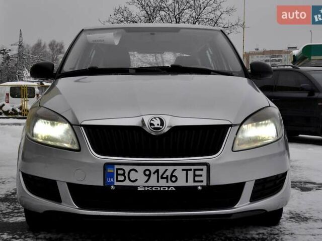 Серый Шкода Фабия, объемом двигателя 1.39 л и пробегом 258 тыс. км за 4999 $, фото 3 на Automoto.ua