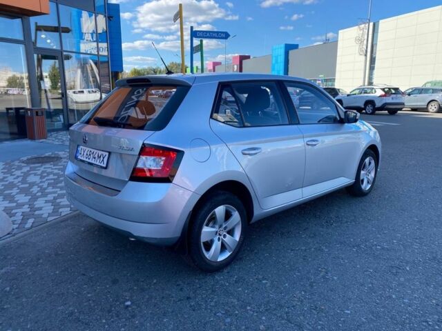 Серый Шкода Фабия, объемом двигателя 1 л и пробегом 194 тыс. км за 6400 $, фото 5 на Automoto.ua