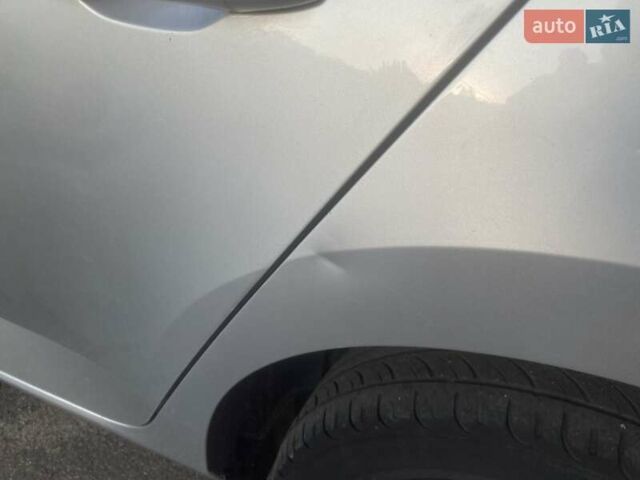 Сірий Шкода Фабія, об'ємом двигуна 1 л та пробігом 153 тис. км за 6900 $, фото 12 на Automoto.ua