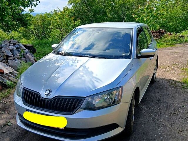 Серый Шкода Фабия, объемом двигателя 1 л и пробегом 138 тыс. км за 6700 $, фото 2 на Automoto.ua