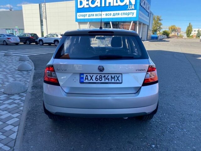 Серый Шкода Фабия, объемом двигателя 1 л и пробегом 194 тыс. км за 6400 $, фото 4 на Automoto.ua