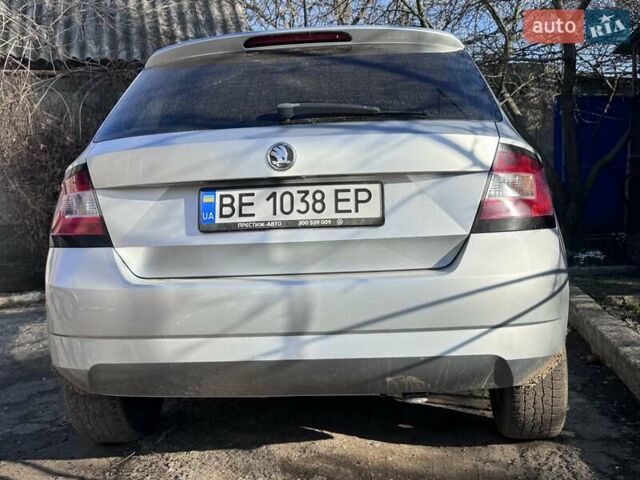 Серый Шкода Фабия, объемом двигателя 1.4 л и пробегом 141 тыс. км за 9200 $, фото 6 на Automoto.ua
