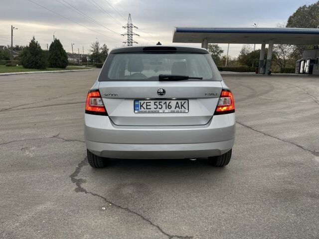 Серый Шкода Фабия, объемом двигателя 1.4 л и пробегом 167 тыс. км за 8300 $, фото 4 на Automoto.ua