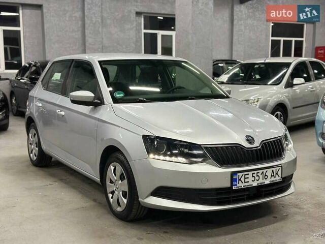 Серый Шкода Фабия, объемом двигателя 1.42 л и пробегом 167 тыс. км за 7999 $, фото 9 на Automoto.ua