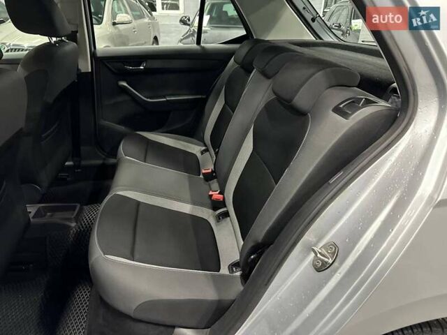 Серый Шкода Фабия, объемом двигателя 1.42 л и пробегом 167 тыс. км за 7999 $, фото 15 на Automoto.ua
