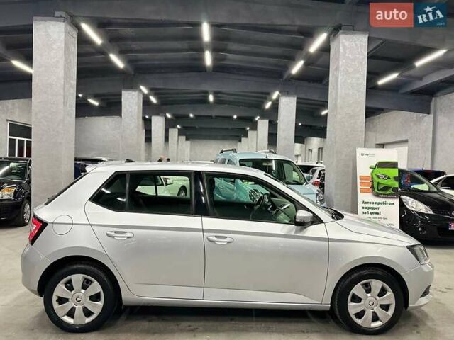 Серый Шкода Фабия, объемом двигателя 1.42 л и пробегом 167 тыс. км за 7999 $, фото 7 на Automoto.ua