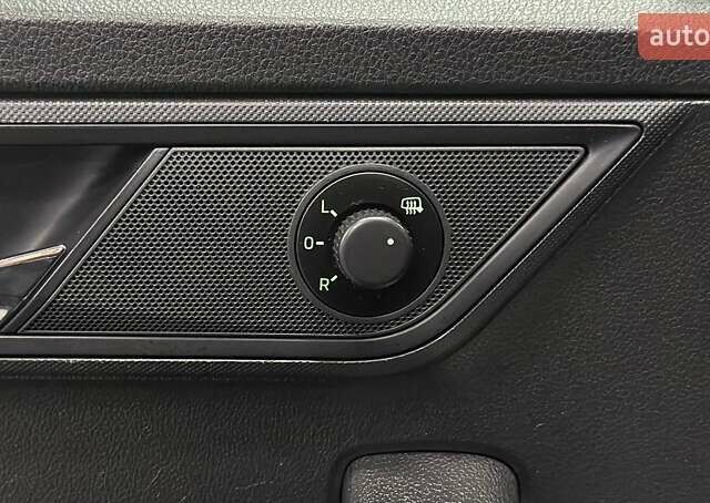 Серый Шкода Фабия, объемом двигателя 1.42 л и пробегом 167 тыс. км за 7999 $, фото 14 на Automoto.ua