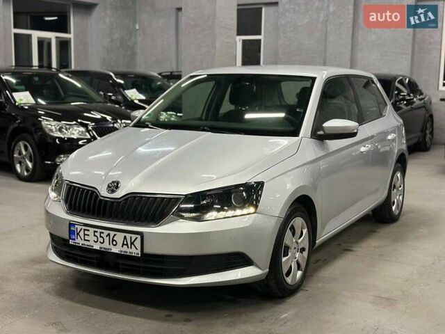 Серый Шкода Фабия, объемом двигателя 1.42 л и пробегом 167 тыс. км за 7999 $, фото 1 на Automoto.ua