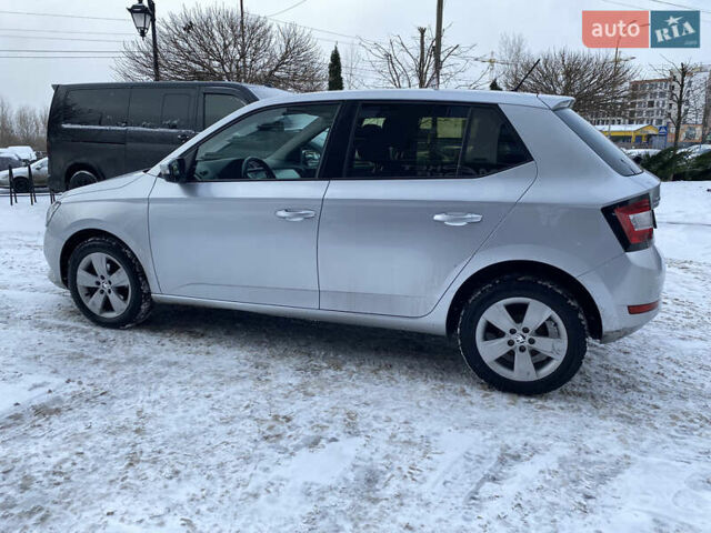Сірий Шкода Фабія, об'ємом двигуна 1 л та пробігом 217 тис. км за 8000 $, фото 5 на Automoto.ua