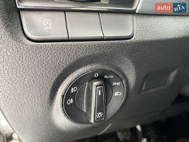 Сірий Шкода Фабія, об'ємом двигуна 1 л та пробігом 217 тис. км за 8000 $, фото 15 на Automoto.ua