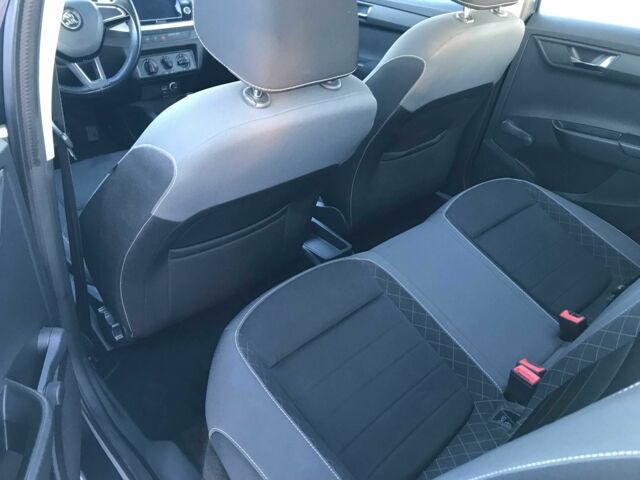 Серый Шкода Фабия, объемом двигателя 1 л и пробегом 167 тыс. км за 10500 $, фото 14 на Automoto.ua