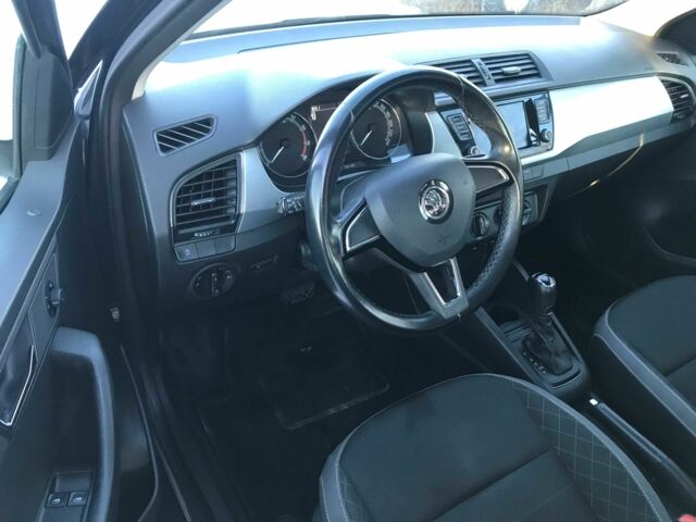 Серый Шкода Фабия, объемом двигателя 1 л и пробегом 167 тыс. км за 10500 $, фото 10 на Automoto.ua