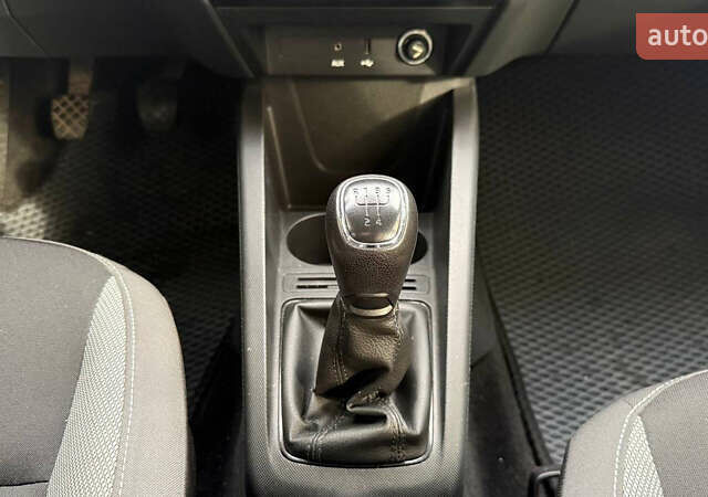 Шкода Фабия 2018 в Бердичеве на Automoto.ua Серый Шкода Фабия, объемом двигателя 1.4 л и пробегом 210 тыс. км за 8500 $, фото 17 на Automoto.ua