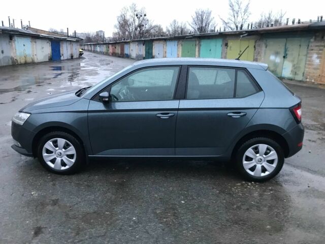 Серый Шкода Фабия, объемом двигателя 1 л и пробегом 167 тыс. км за 10500 $, фото 7 на Automoto.ua