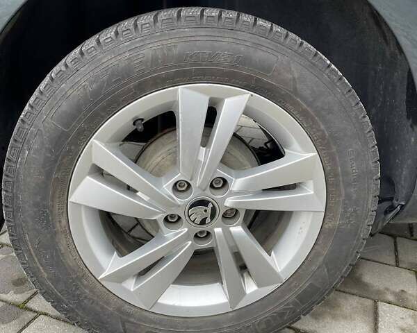 Серый Шкода Фабия, объемом двигателя 1.6 л и пробегом 29 тыс. км за 14500 $, фото 29 на Automoto.ua