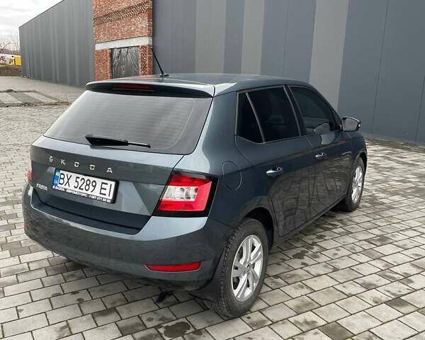 Серый Шкода Фабия, объемом двигателя 1.6 л и пробегом 29 тыс. км за 14500 $, фото 3 на Automoto.ua