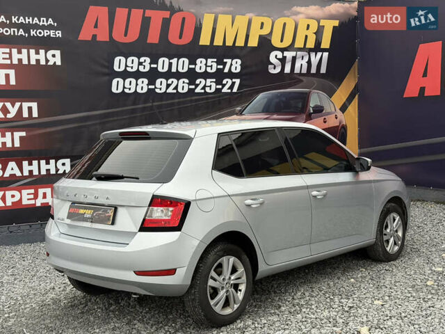 Серый Шкода Фабия, объемом двигателя 1 л и пробегом 112 тыс. км за 11999 $, фото 5 на Automoto.ua