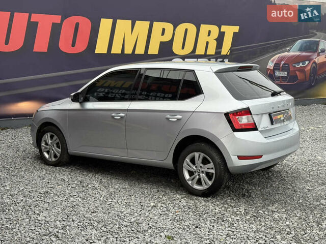 Серый Шкода Фабия, объемом двигателя 1 л и пробегом 112 тыс. км за 11999 $, фото 9 на Automoto.ua