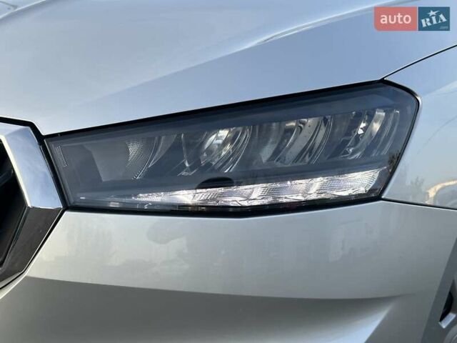 Серый Шкода Фабия, объемом двигателя 1 л и пробегом 61 тыс. км за 13990 $, фото 15 на Automoto.ua