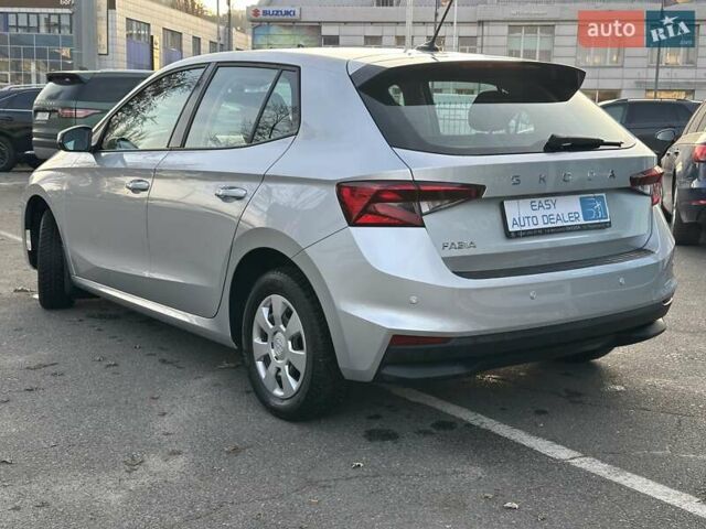 Серый Шкода Фабия, объемом двигателя 1 л и пробегом 61 тыс. км за 13990 $, фото 7 на Automoto.ua