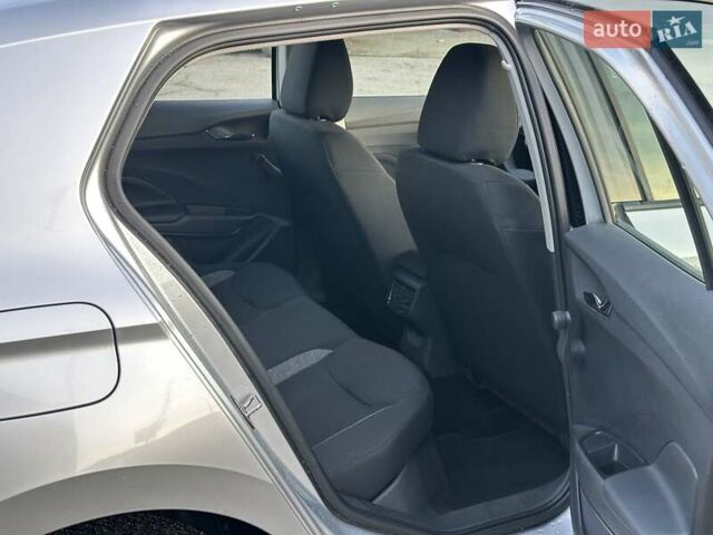 Серый Шкода Фабия, объемом двигателя 1 л и пробегом 61 тыс. км за 13990 $, фото 30 на Automoto.ua