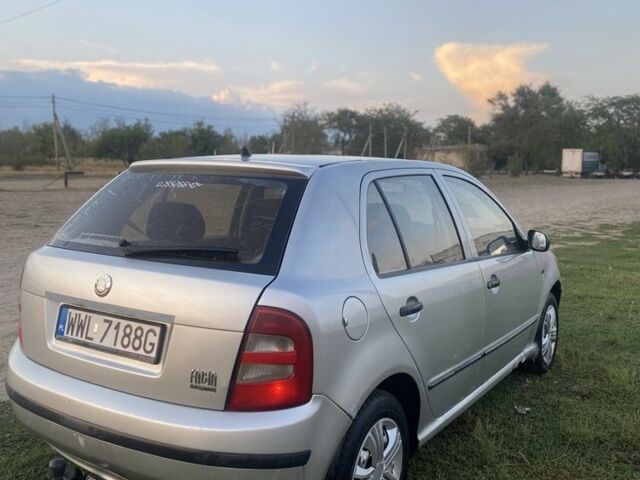 Серый Шкода Фабия, объемом двигателя 1.4 л и пробегом 3 тыс. км за 1543 $, фото 1 на Automoto.ua