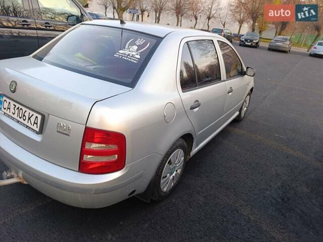 Серый Шкода Фабия, объемом двигателя 1.4 л и пробегом 288 тыс. км за 2000 $, фото 13 на Automoto.ua