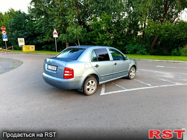 Сірий Шкода Фабія, об'ємом двигуна 1.4 л та пробігом 297 тис. км за 3000 $, фото 5 на Automoto.ua