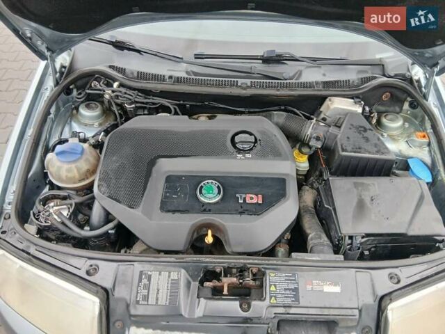 Сірий Шкода Фабія, об'ємом двигуна 1.9 л та пробігом 472 тис. км за 4200 $, фото 31 на Automoto.ua