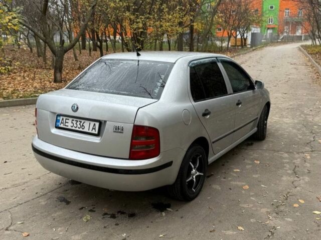 Серый Шкода Фабия, объемом двигателя 1.4 л и пробегом 215 тыс. км за 3300 $, фото 3 на Automoto.ua
