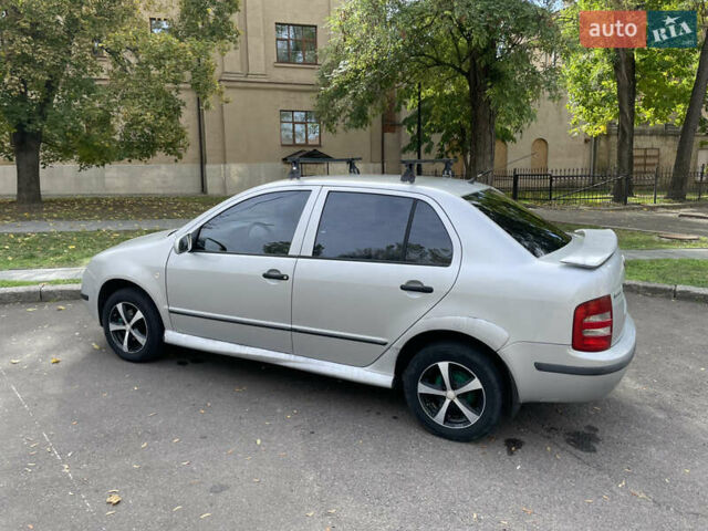 Сірий Шкода Фабія, об'ємом двигуна 1.4 л та пробігом 191 тис. км за 3600 $, фото 5 на Automoto.ua