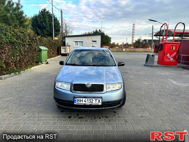 Серый Шкода Фабия, объемом двигателя 1.4 л и пробегом 319 тыс. км за 3400 $, фото 3 на Automoto.ua