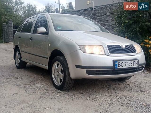 Сірий Шкода Фабія, об'ємом двигуна 1.39 л та пробігом 203 тис. км за 4200 $, фото 6 на Automoto.ua