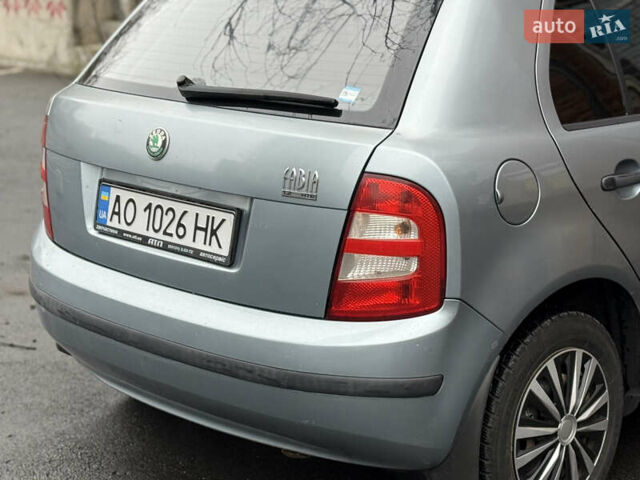 Сірий Шкода Фабія, об'ємом двигуна 1.2 л та пробігом 170 тис. км за 3000 $, фото 4 на Automoto.ua