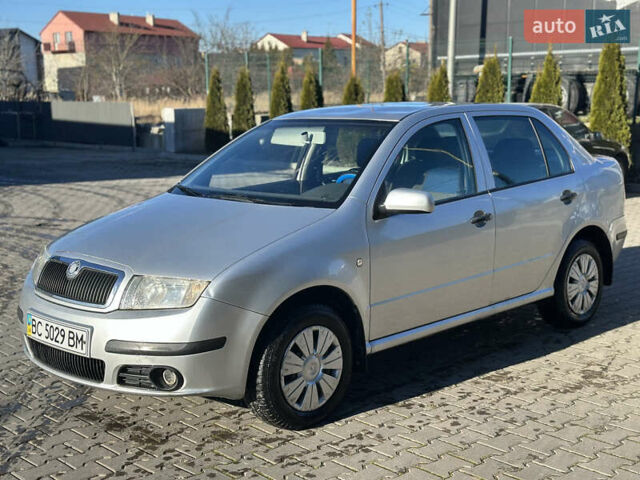 Серый Шкода Фабия, объемом двигателя 1.4 л и пробегом 246 тыс. км за 2950 $, фото 3 на Automoto.ua