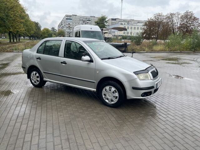 Сірий Шкода Фабія, об'ємом двигуна 1.4 л та пробігом 300 тис. км за 2650 $, фото 2 на Automoto.ua