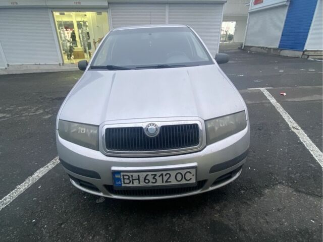 Серый Шкода Фабия, объемом двигателя 1.2 л и пробегом 316 тыс. км за 2900 $, фото 5 на Automoto.ua