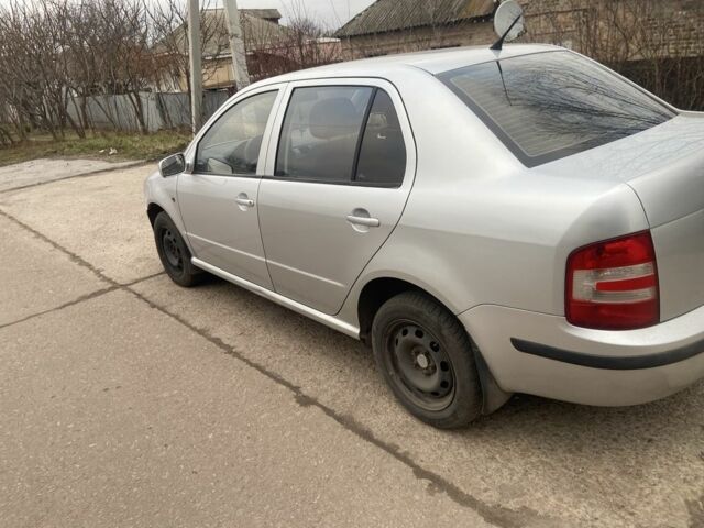 Серый Шкода Фабия, объемом двигателя 1.2 л и пробегом 195 тыс. км за 2850 $, фото 2 на Automoto.ua