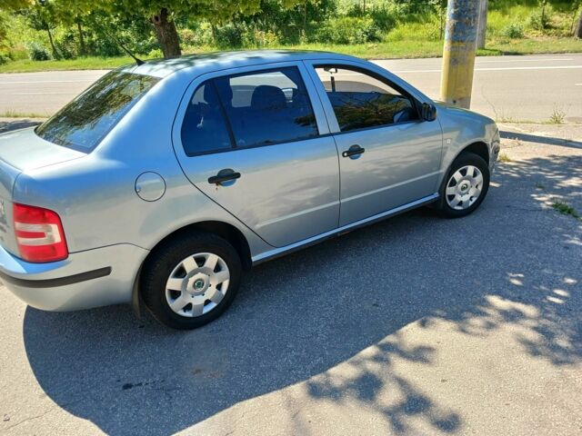 Серый Шкода Фабия, объемом двигателя 1.2 л и пробегом 246 тыс. км за 3100 $, фото 4 на Automoto.ua