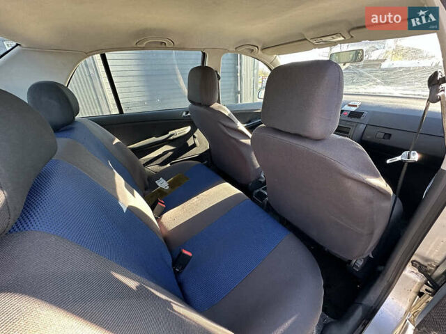 Серый Шкода Фабия, объемом двигателя 1.4 л и пробегом 246 тыс. км за 2950 $, фото 16 на Automoto.ua