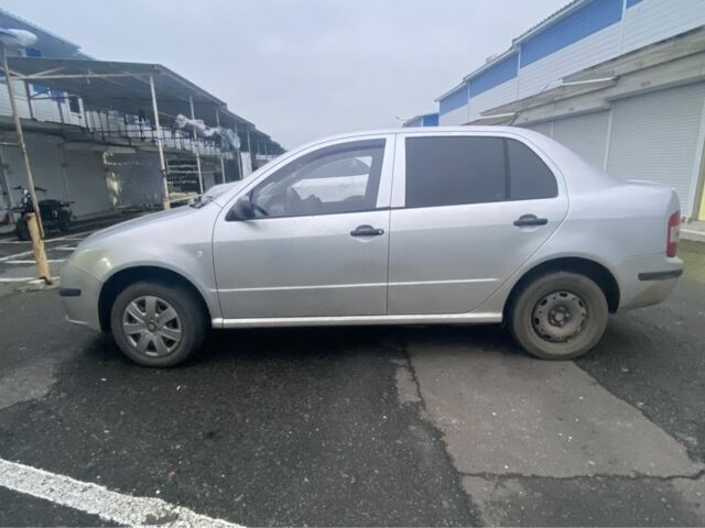 Серый Шкода Фабия, объемом двигателя 1.2 л и пробегом 316 тыс. км за 2900 $, фото 4 на Automoto.ua