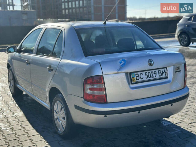 Серый Шкода Фабия, объемом двигателя 1.4 л и пробегом 246 тыс. км за 2950 $, фото 8 на Automoto.ua