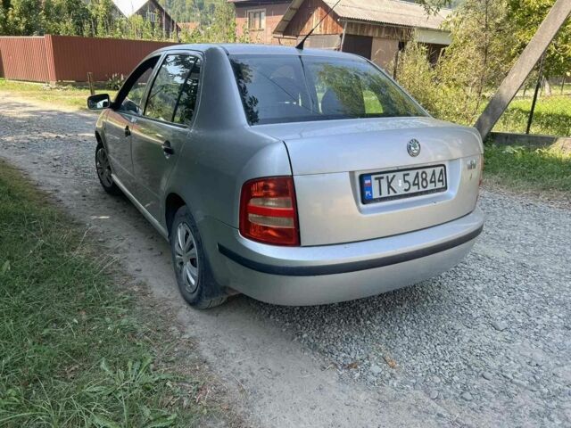 Серый Шкода Фабия, объемом двигателя 1.2 л и пробегом 300 тыс. км за 1500 $, фото 2 на Automoto.ua