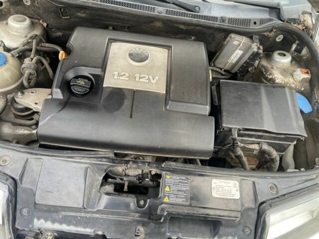 Серый Шкода Фабия, объемом двигателя 1.2 л и пробегом 195 тыс. км за 2850 $, фото 8 на Automoto.ua