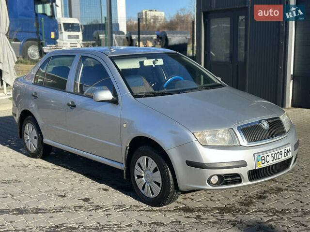 Серый Шкода Фабия, объемом двигателя 1.4 л и пробегом 246 тыс. км за 2950 $, фото 1 на Automoto.ua