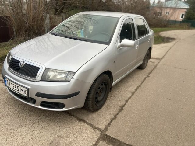 Серый Шкода Фабия, объемом двигателя 1.2 л и пробегом 195 тыс. км за 2850 $, фото 1 на Automoto.ua
